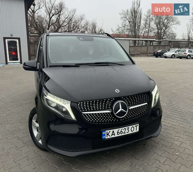 Mercedes-benz V 220 d (2020)