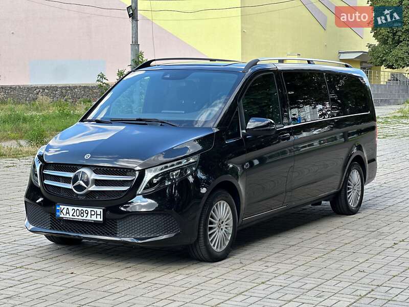 Mercedes-benz V-class (2023)