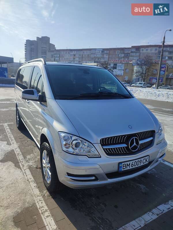 Mercedes-benz Viano (2011)