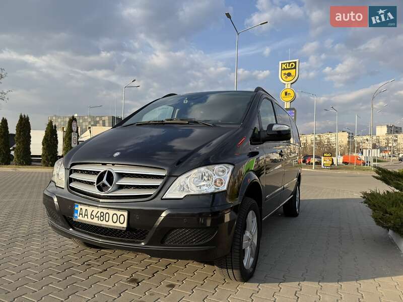 Mercedes-benz Viano (2011)