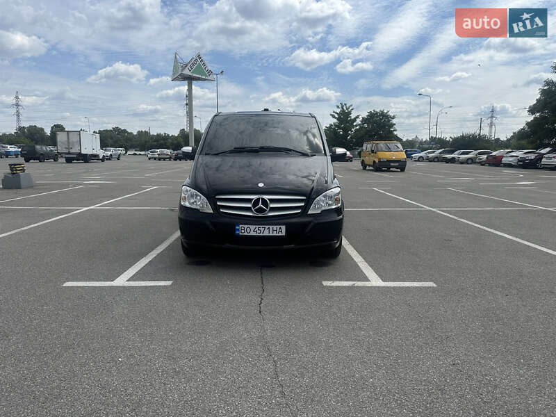Mercedes-benz Viano (2012)