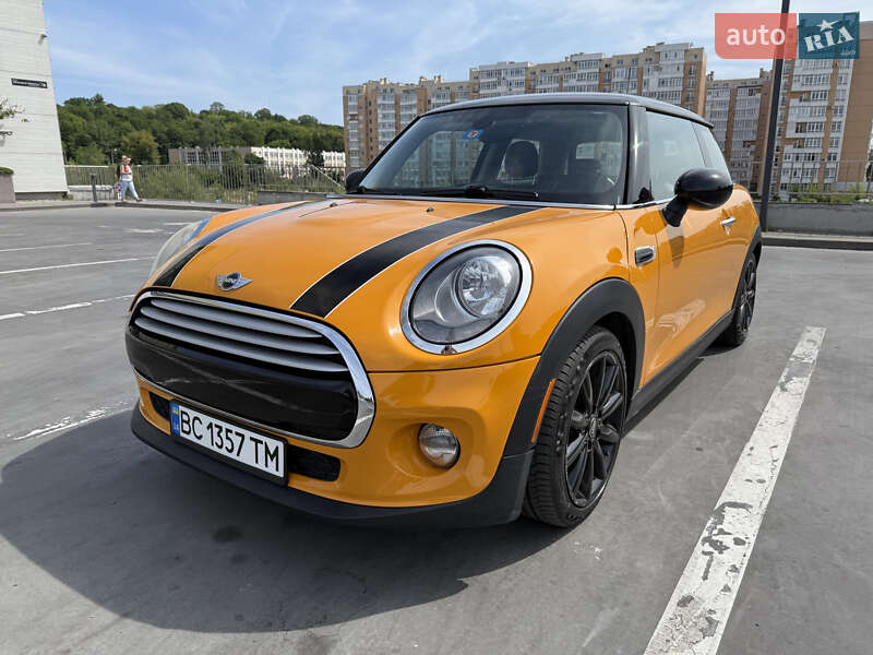 Mini Cooper (2014)