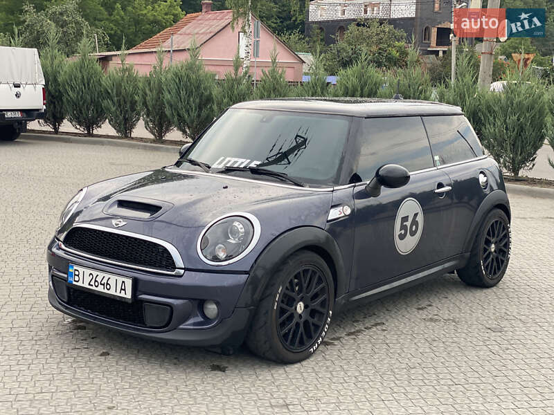 Mini Cooper (2013)
