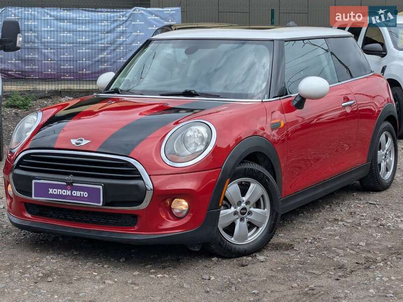 Mini Hatch (2015)