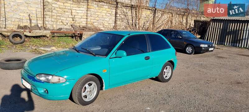 Mitsubishi Colt (1995)