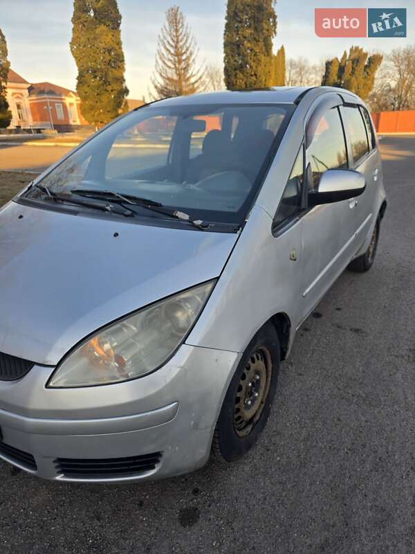 Mitsubishi Colt (2005)