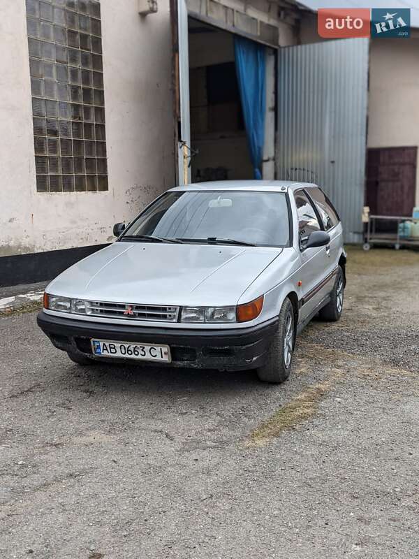 Mitsubishi Colt (1989)