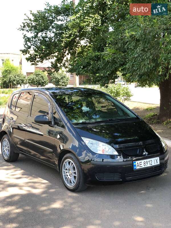Mitsubishi Colt (2007)