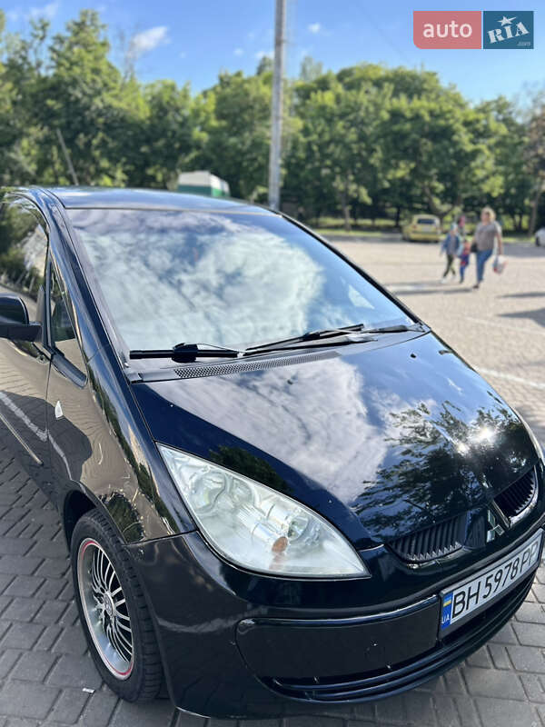 Mitsubishi Colt (2007)