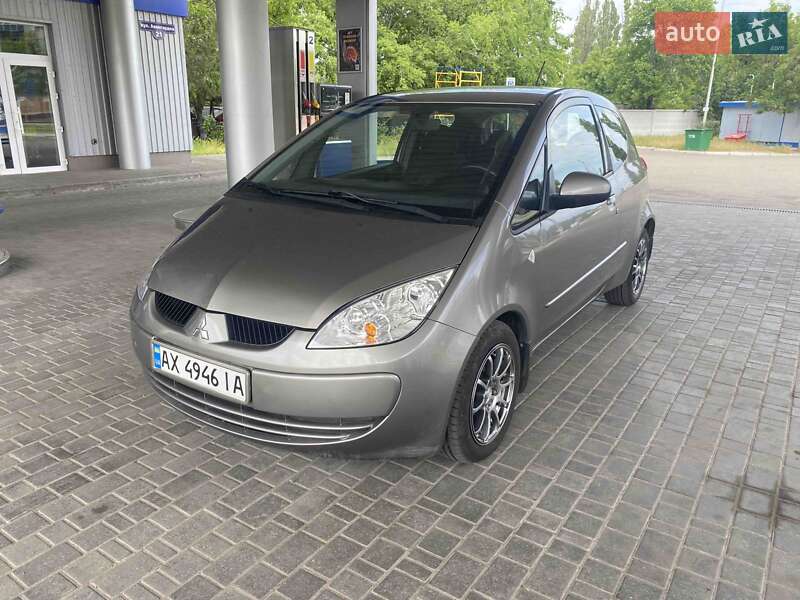 Mitsubishi Colt (2008)