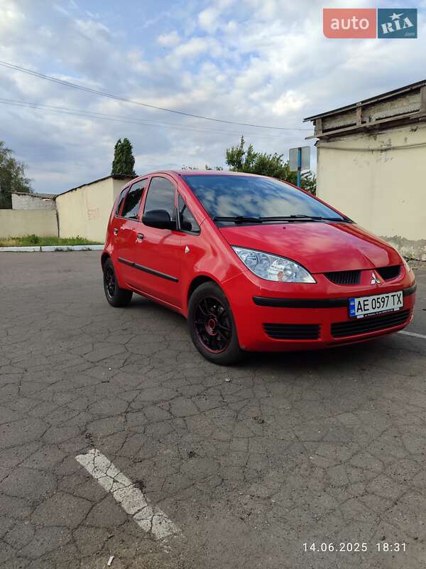 Mitsubishi Colt (2008)