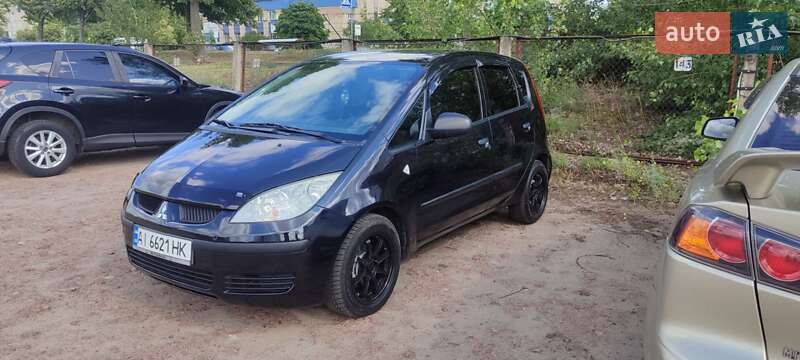 Mitsubishi Colt (2008)