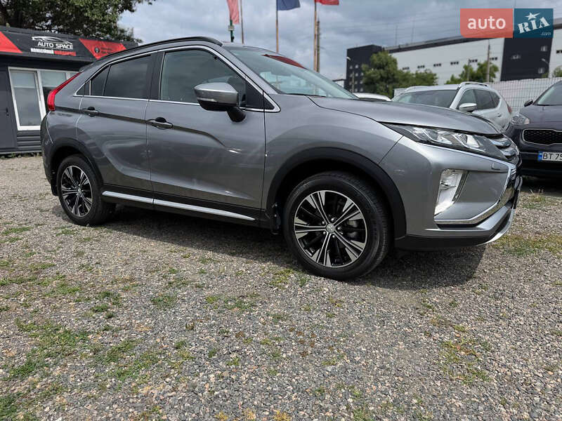 Mitsubishi Eclipse cross (2020)