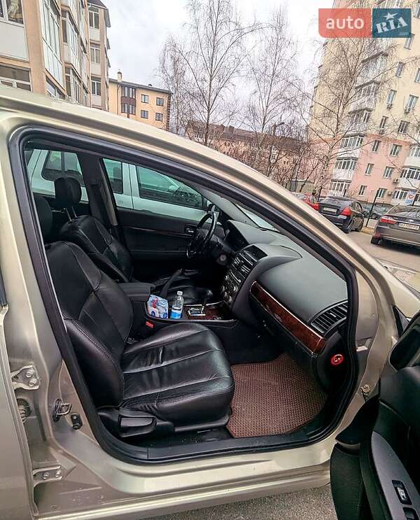 Mitsubishi Galant (2009)