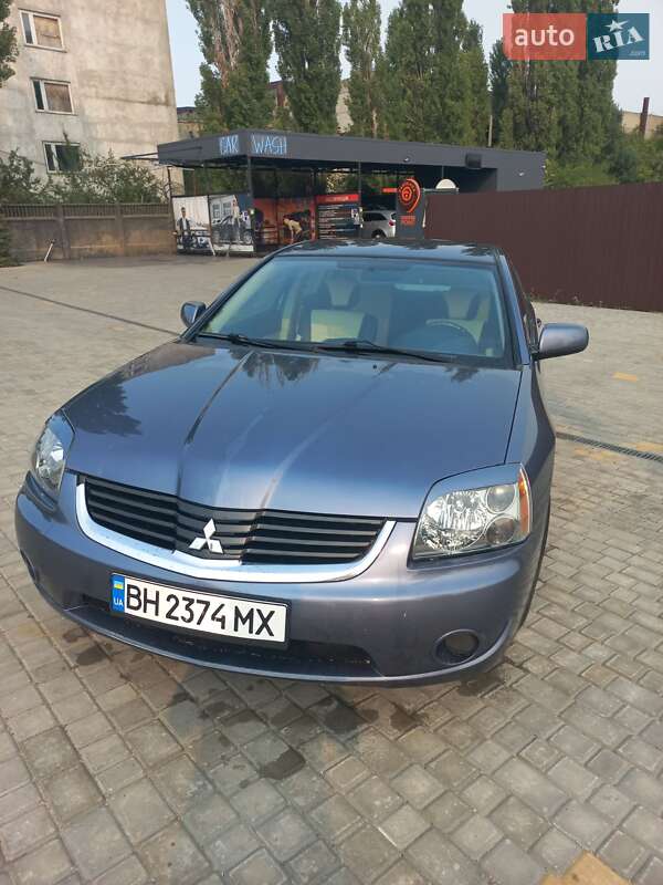 Mitsubishi Galant (2007)