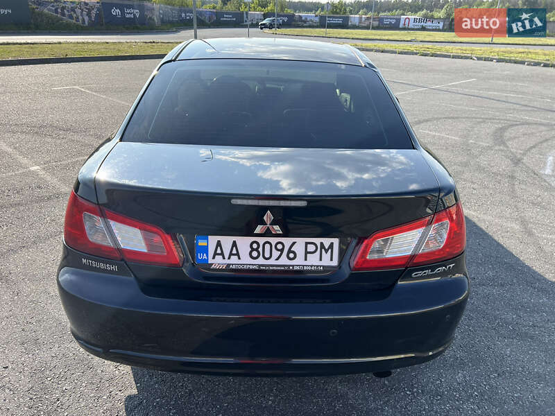 Mitsubishi Galant (2009)