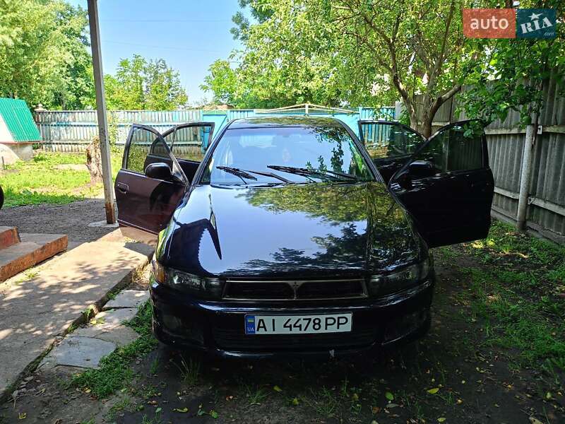 Mitsubishi Galant (2000)
