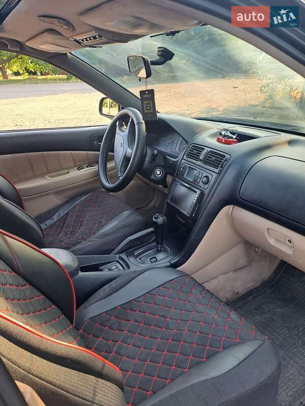 Mitsubishi Galant (1997)