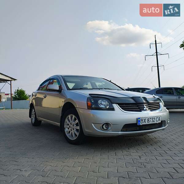 Mitsubishi Galant (2009)