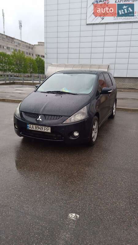 Mitsubishi Grandis (2006)