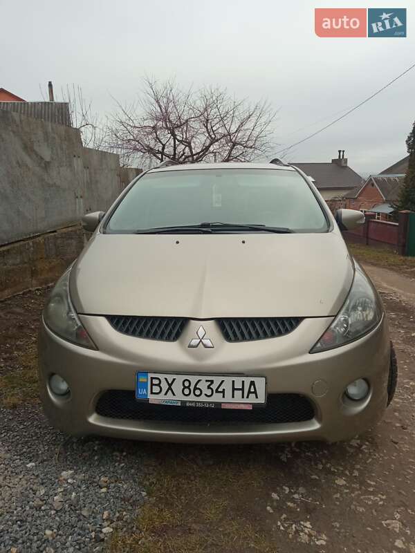 Mitsubishi Grandis (2007)