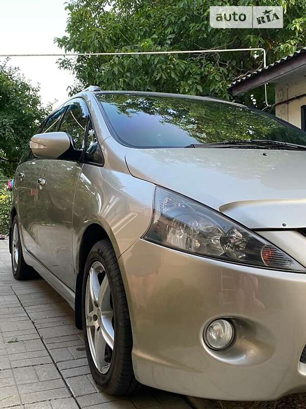 Mitsubishi Grandis (2006)