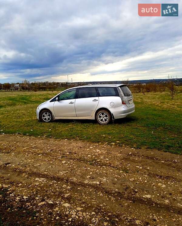 Mitsubishi Grandis (2006)
