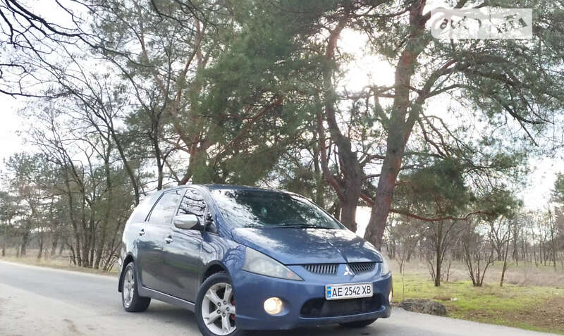 Mitsubishi Grandis (2005)