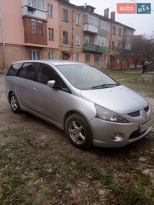 Mitsubishi Grandis (2007)