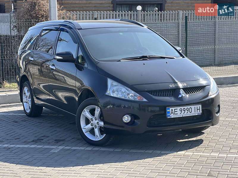 Mitsubishi Grandis (2008)