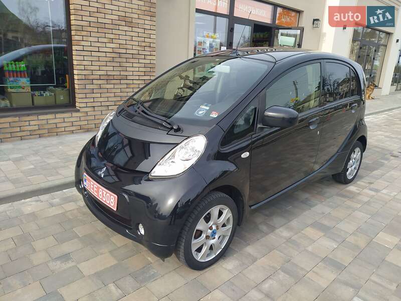 Mitsubishi I-miev (2016)