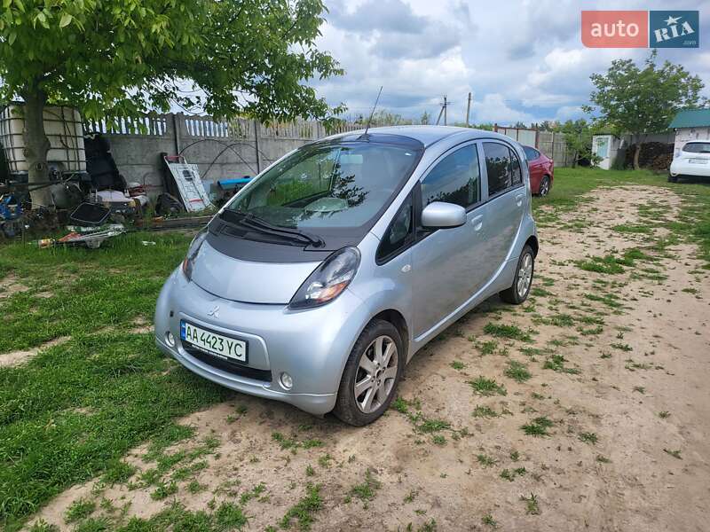 Mitsubishi I-miev (2011)