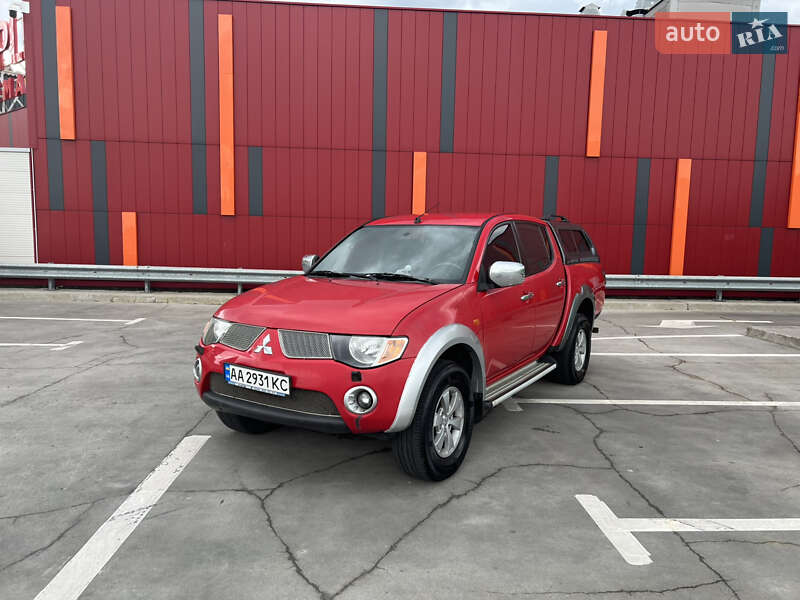 Mitsubishi L 200 (2008)