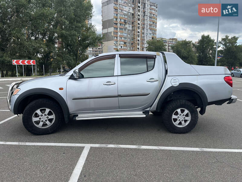 Mitsubishi L 200 (2008)