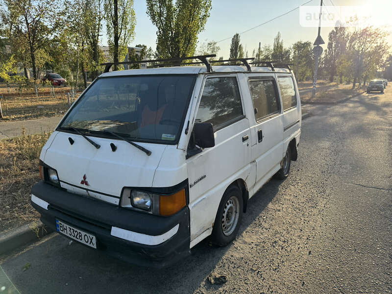 Mitsubishi L 300 (1995)