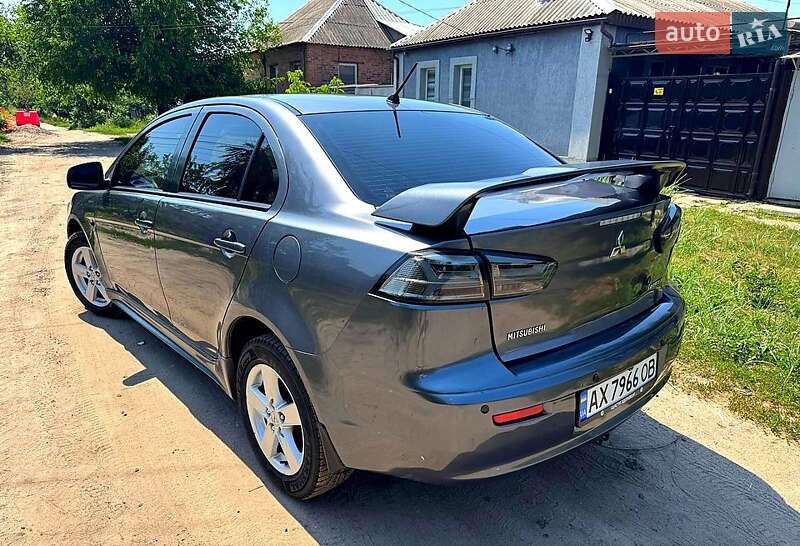 Mitsubishi Lancer (2009)