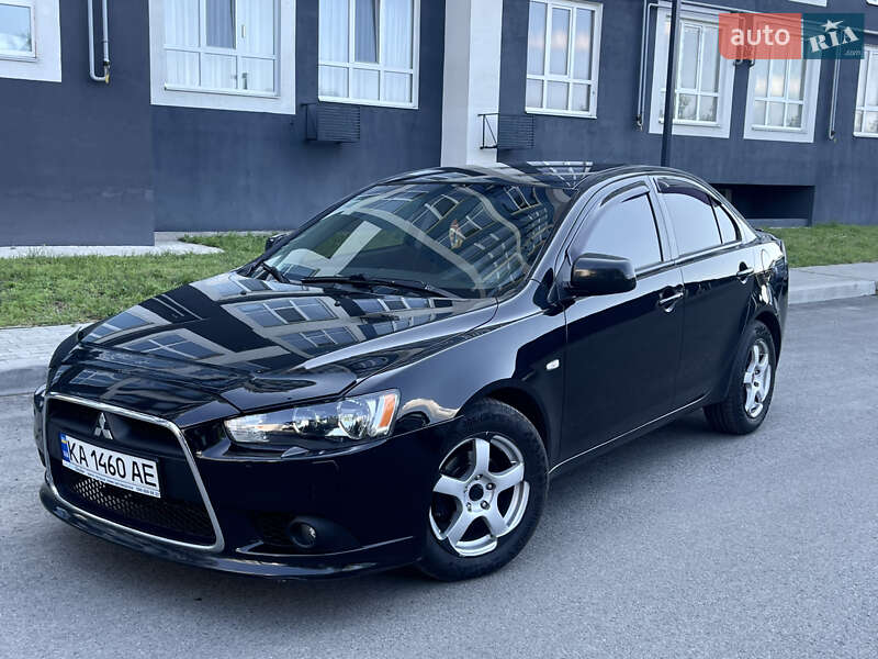 Mitsubishi Lancer (2012)