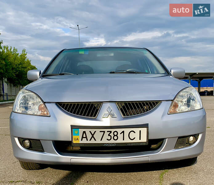 Mitsubishi Lancer (2004)