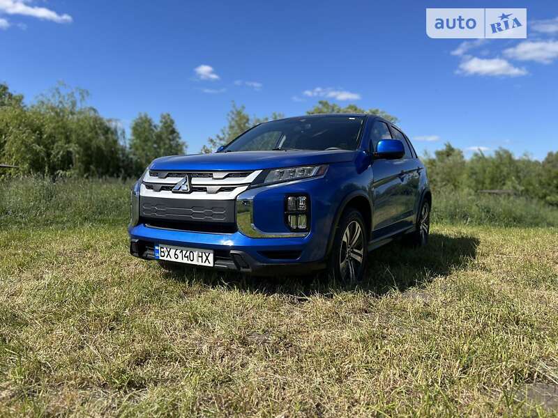 Mitsubishi Outlander sport (2019)