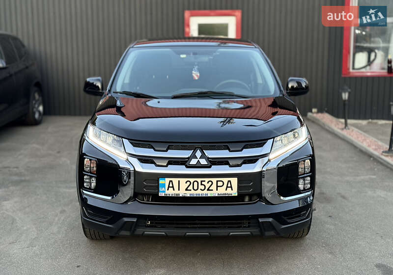 Mitsubishi Outlander sport (2019)