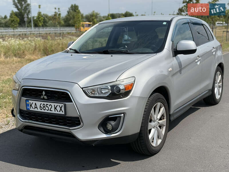 Mitsubishi Outlander sport (2013)