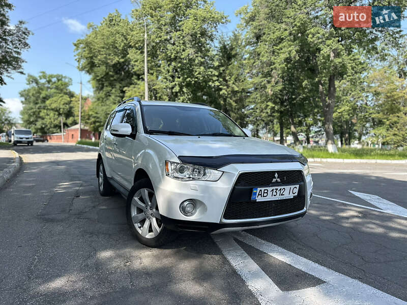 Mitsubishi Outlander xl (2012)