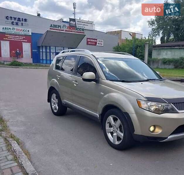 Mitsubishi Outlander xl (2009)
