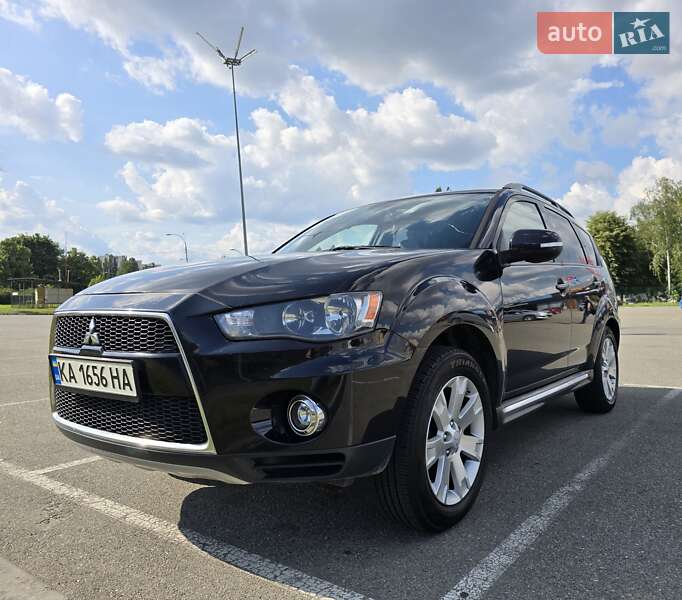 Mitsubishi Outlander xl (2012)