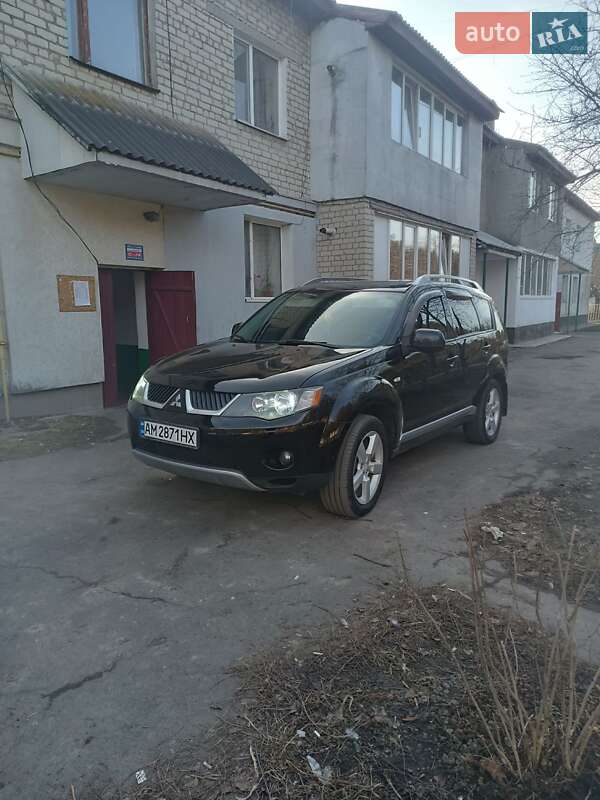 Mitsubishi Outlander (2007)