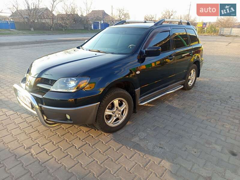 Mitsubishi Outlander (2004)