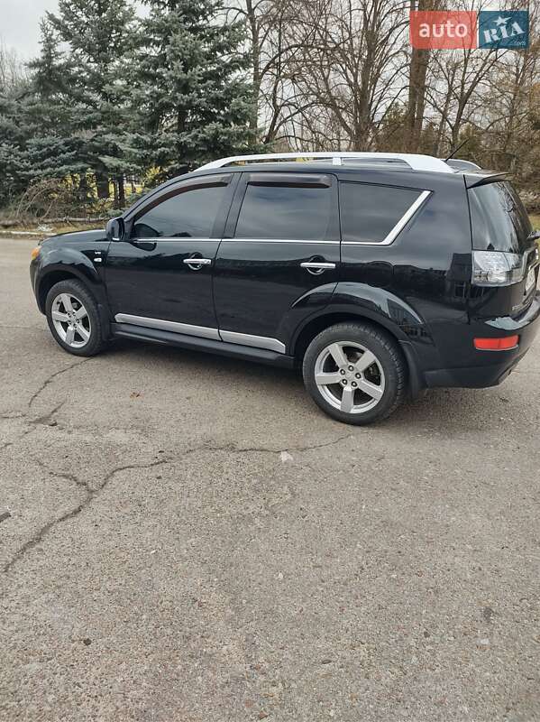 Mitsubishi Outlander (2009)