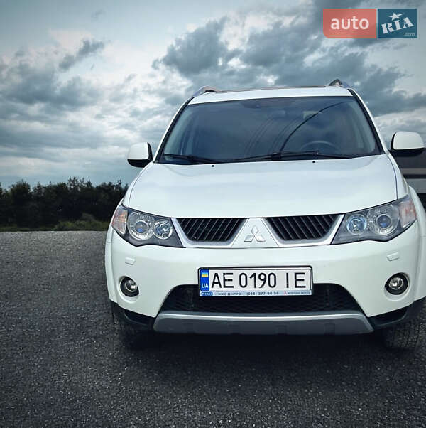 Mitsubishi Outlander (2009)