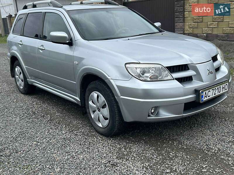 Mitsubishi Outlander (2008)