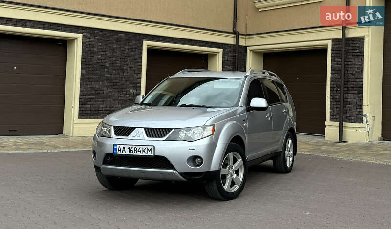 Mitsubishi Outlander (2007)